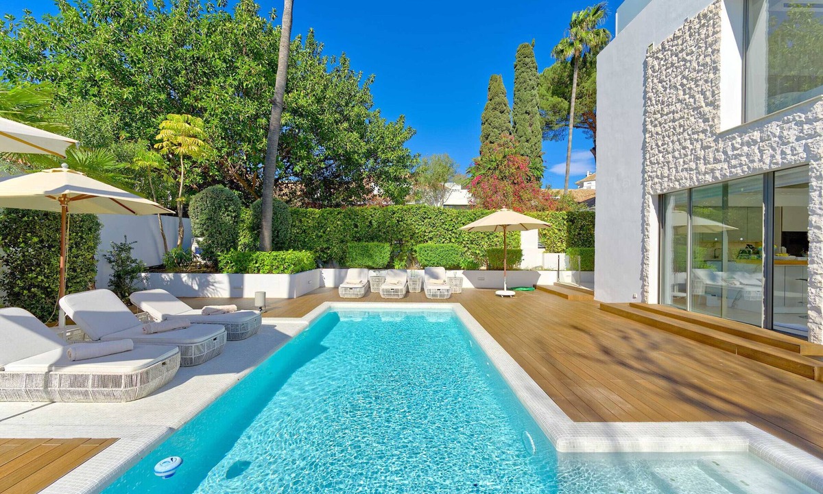 Puerto Banus Villa | 2244 Luxury Modern Villa with Heated Pool in Puerto Banus