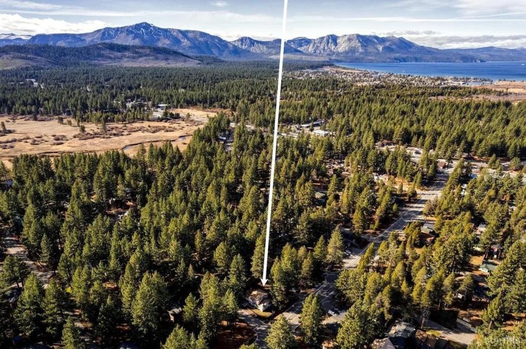 Sierra Tract House | 2543 Knox Avenue cabin