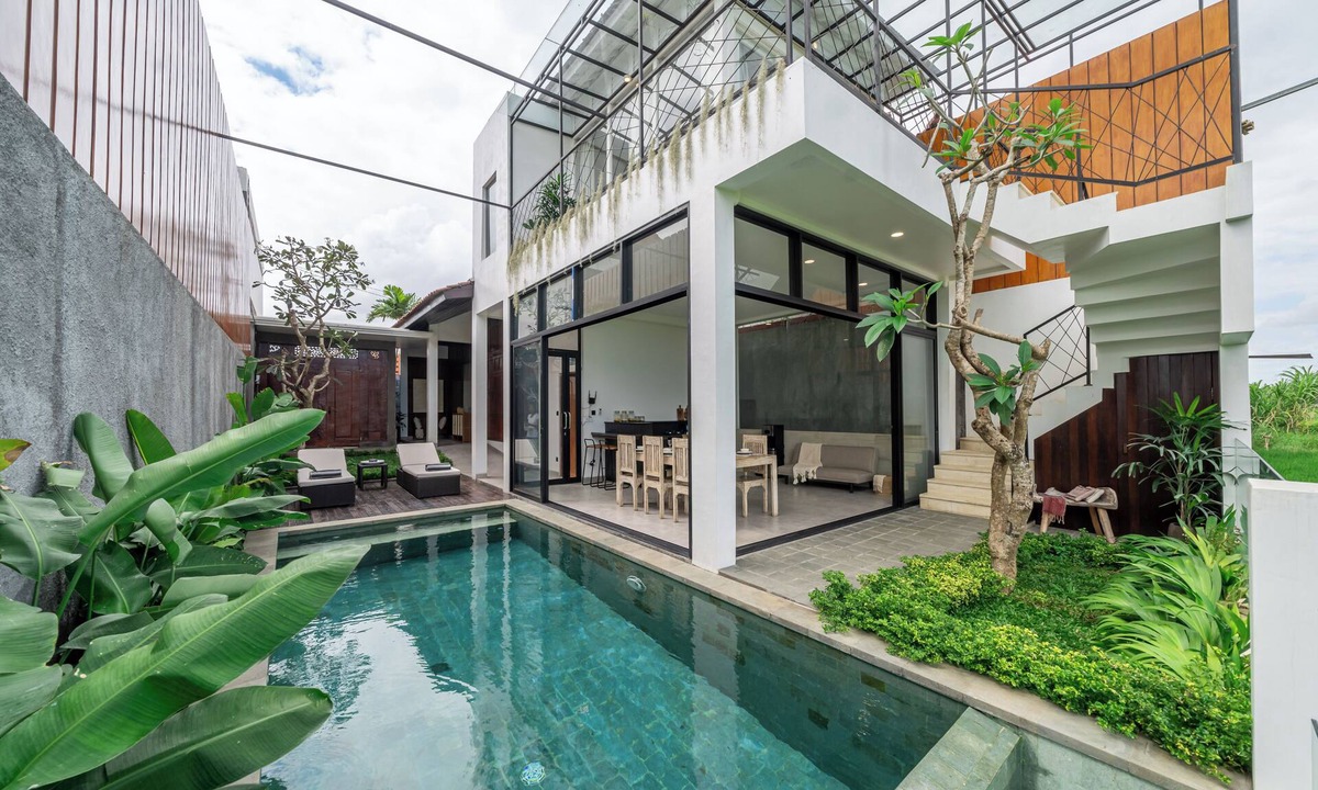 Beraban Villa | 3 Bedroom villa with private infinity pool and 5 min from beach