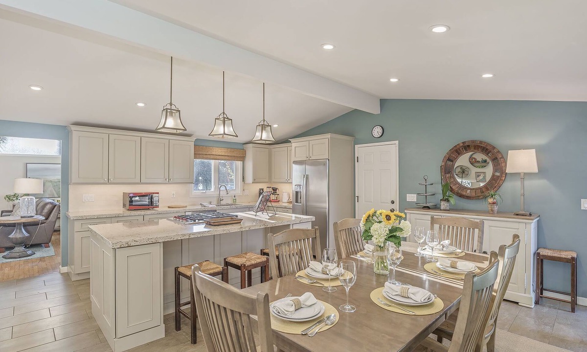 Mission Fields House | 3874 Mission Fields - Walk to Wonderful Barnyard and Crossroads Shopping!