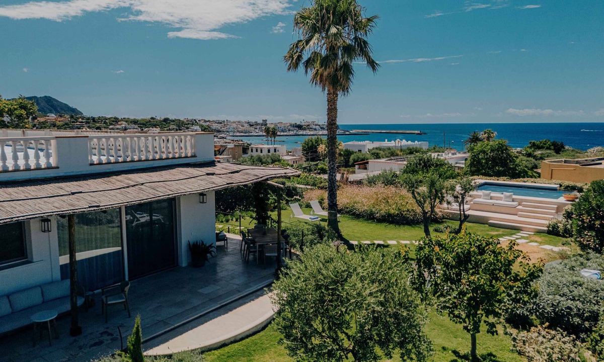 Forio Villa | 5 bedrooms villa with pool