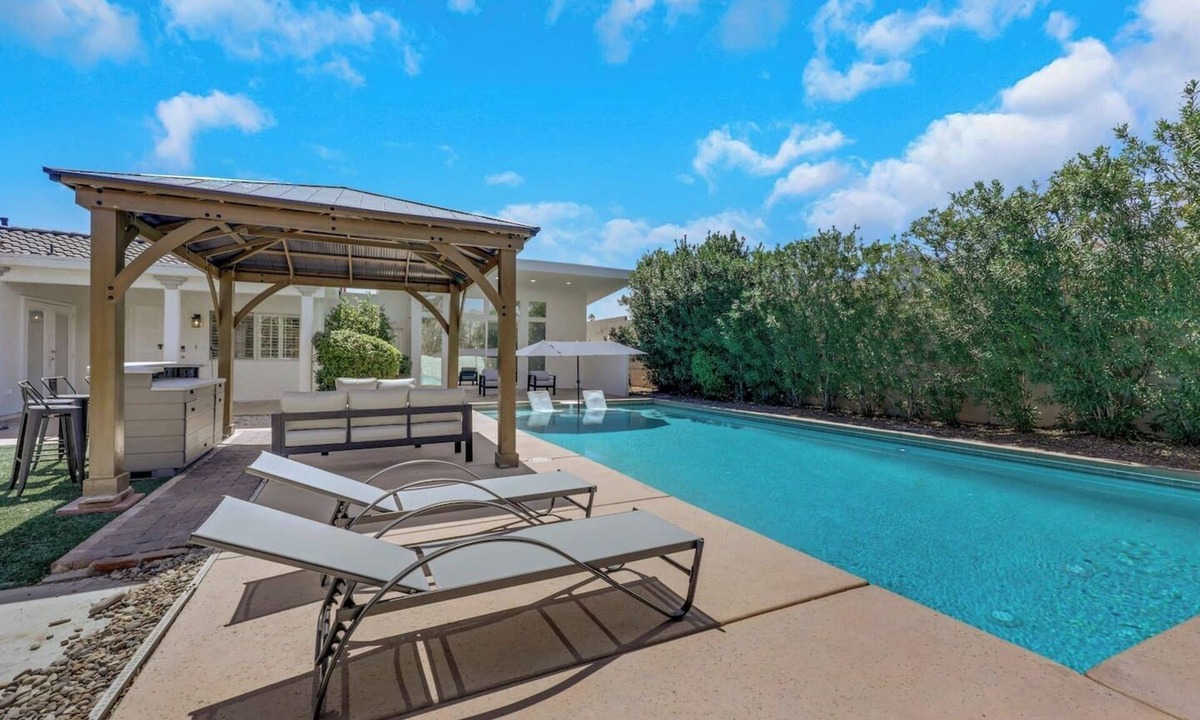 Spring Valley Villa | All-In Villa | 7BR 6BA w/Theater, Karaoke, & Pool