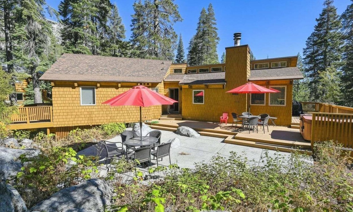 Alpine Meadows House | Alpine Adventure by Tahoe Getaways - Ski Shuttle, Hot Tub + Pet Friendly