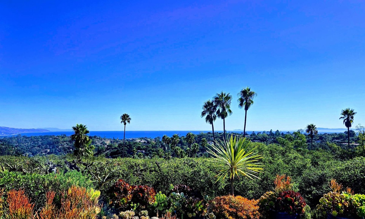 Cielito House | Amazing Panoramic Ocean View Upscale 1-Bdrm Detached Home w Pvt. Hot Tub & Patio