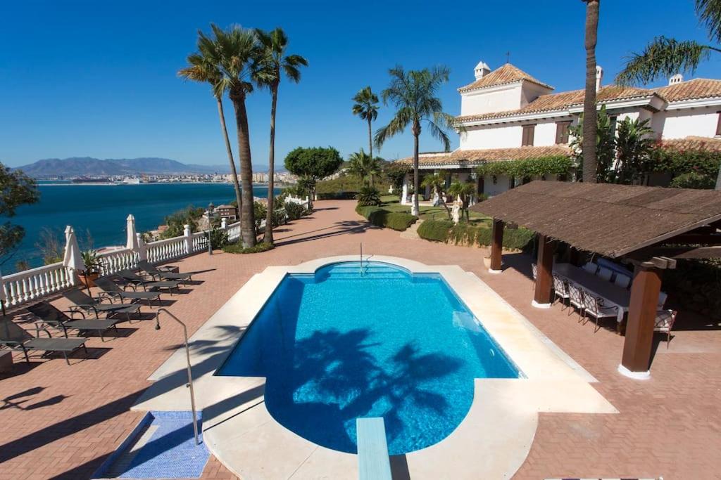 Malaga-Este Villa | Andalusian villa on the sea and the bay of Malaga