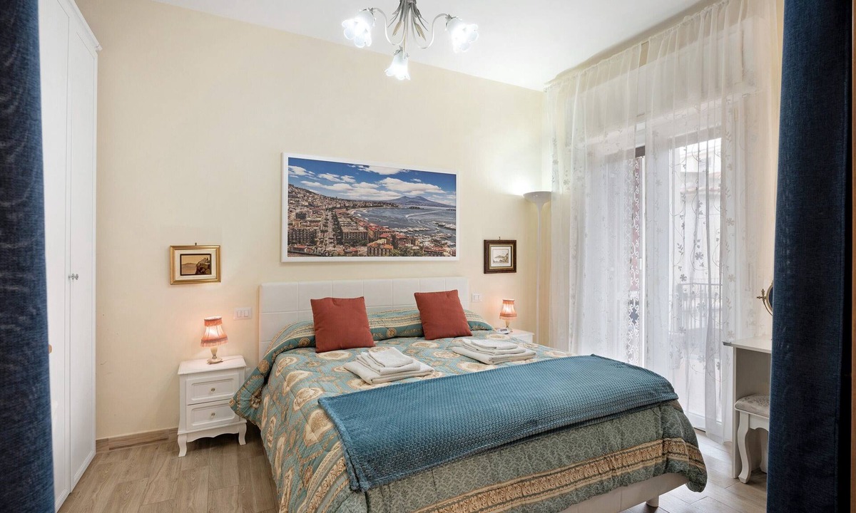 Seiano Apartment | Apartment 'La Maison De Julie' with Mountain View, Wi-Fi and Air Conditioning
