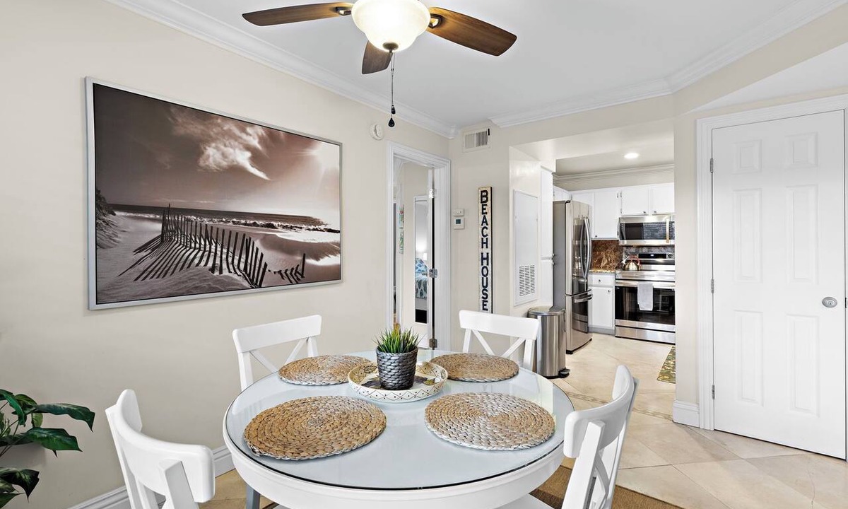Monarch Beach Condo | Beach Close 1BR Retreat Sleeps 4 Fireplace - Beach Trail Bungalow