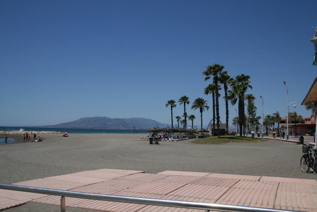 Playas del Palo House | Beautiful independent house in first line of Playa el Palo (Málaga)