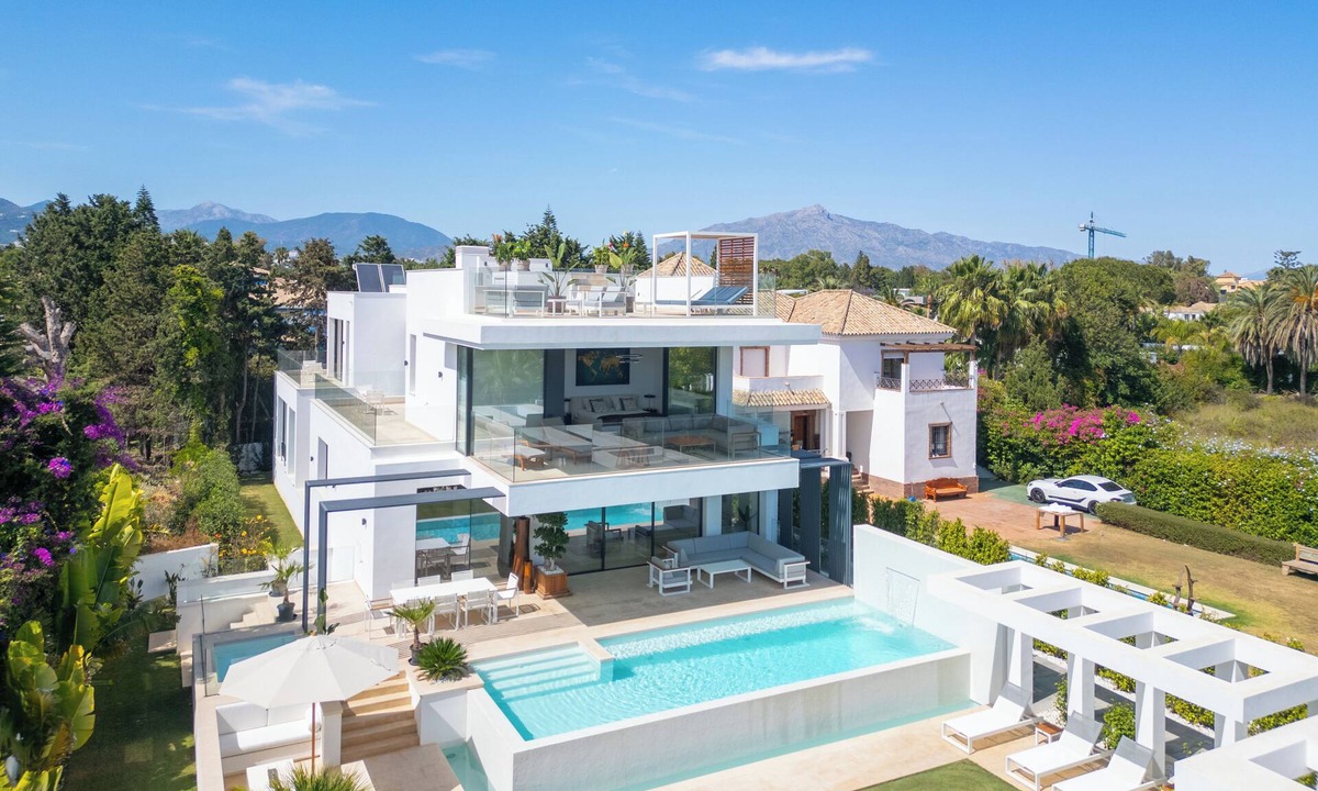 Atalaya-Isdabe House | Brand New 7B Villa Zelda Beachside New Golden Mile