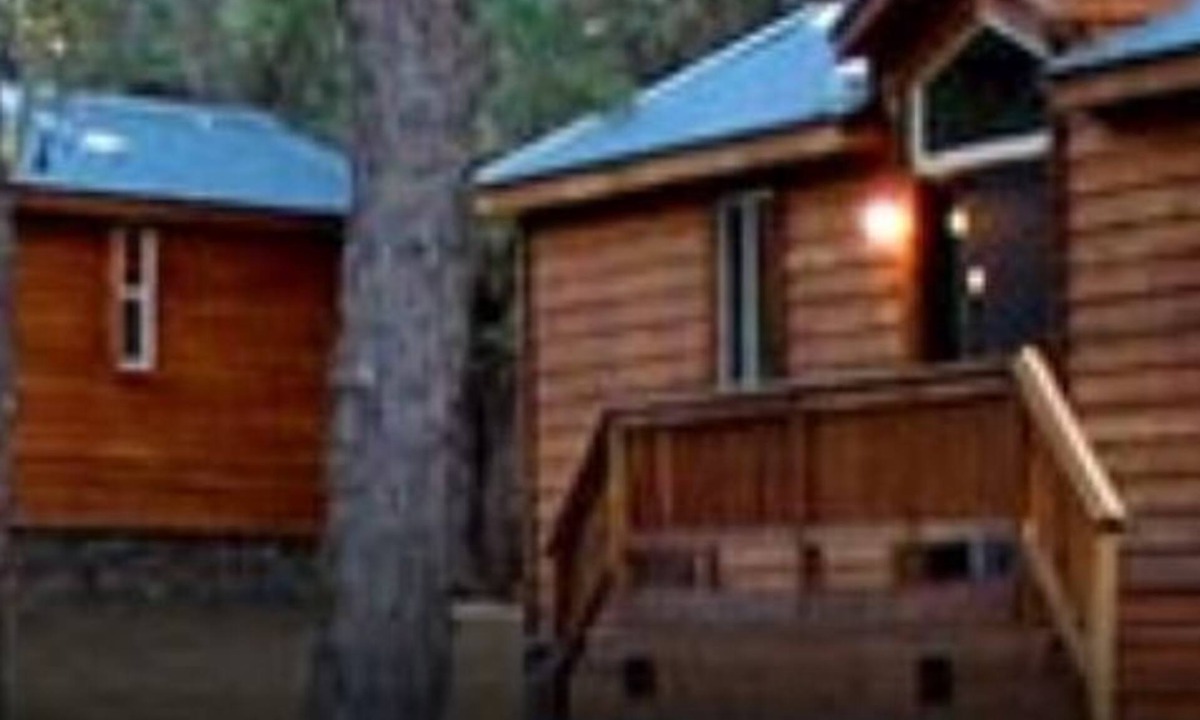Bradley Cabin | Cabins in secluded beautiful canyon near Lake Nacimiento, lodging on 85 acres
