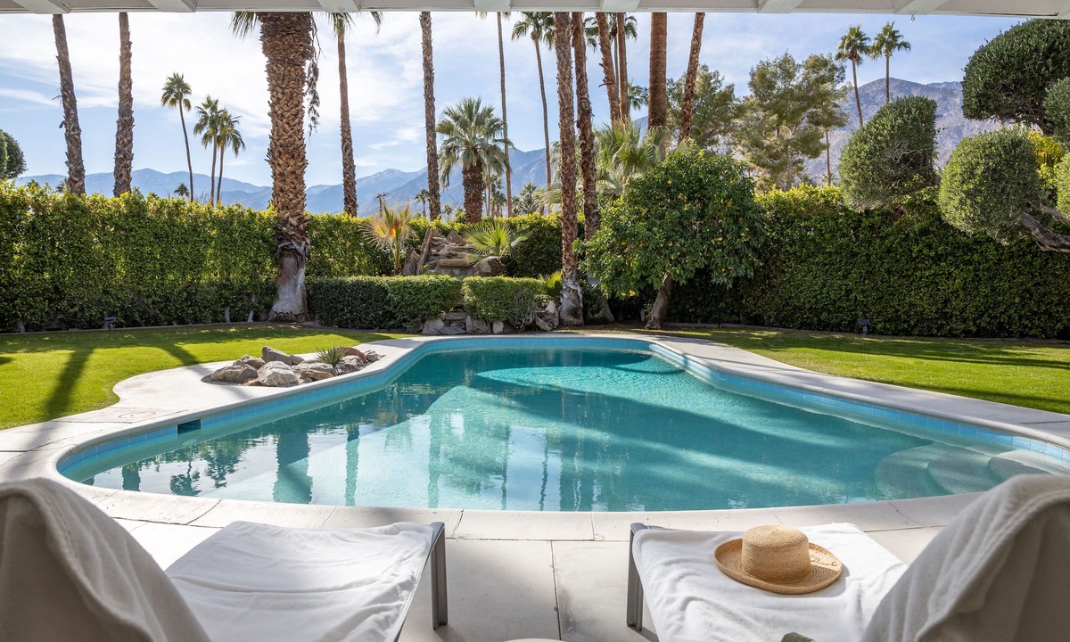 Deep Well Ranch House | Casa Cactus - Deepwell Midcentury Oasis