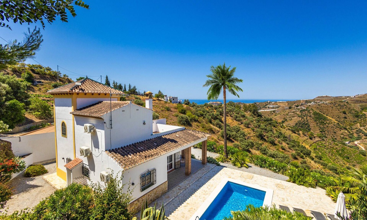 Torrox Villa | Casita Travel | Villa Regazo Andaluz | Villa with Private Pool within 12 minutes of sea in Andalusia