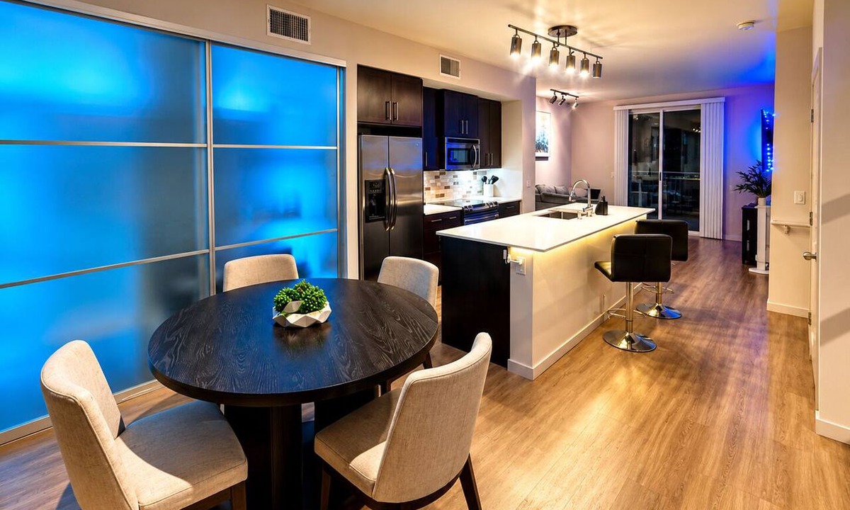 Sacramento House | Charming 2-bedroom townhome with AC in perfect West Sacramento