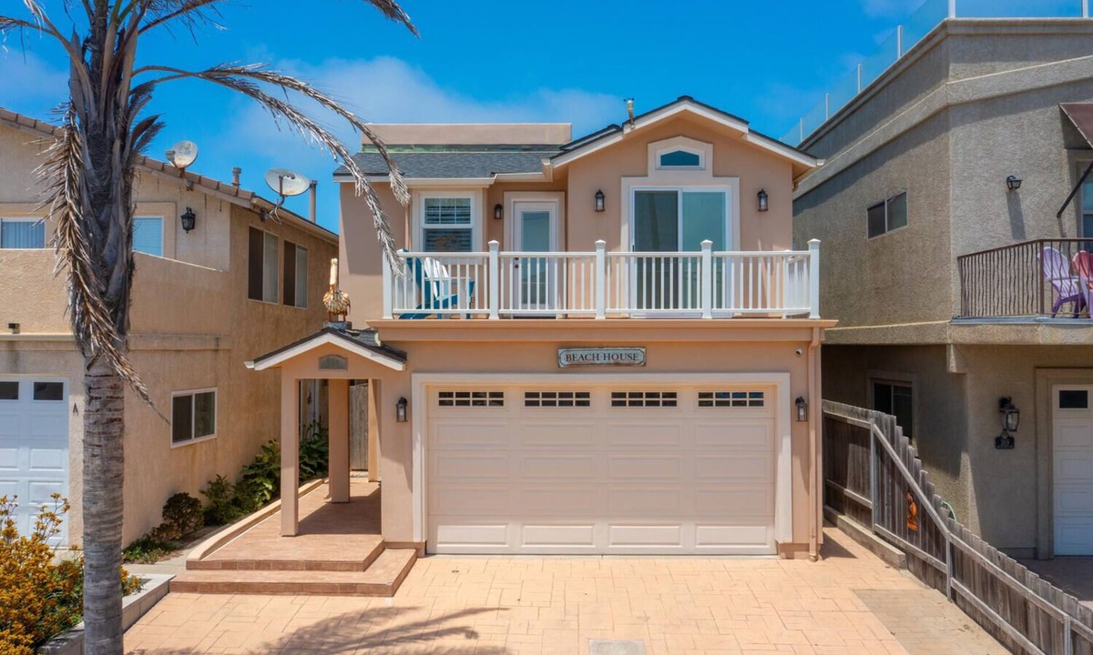 Oceano House | Coastal Haven w/Large Rooftop Deck & Beach Access 🏖️