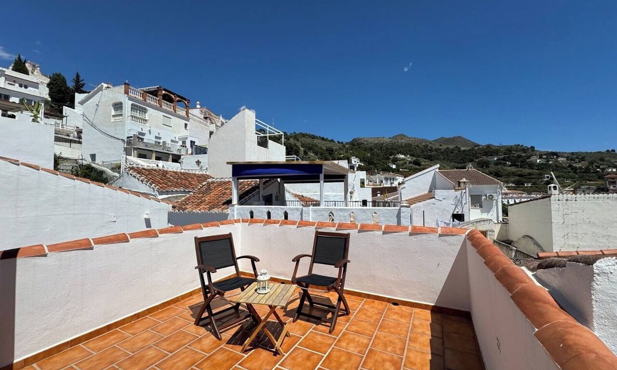 Canillas de Albaida House | Cozy house in a picturesque white mountain village