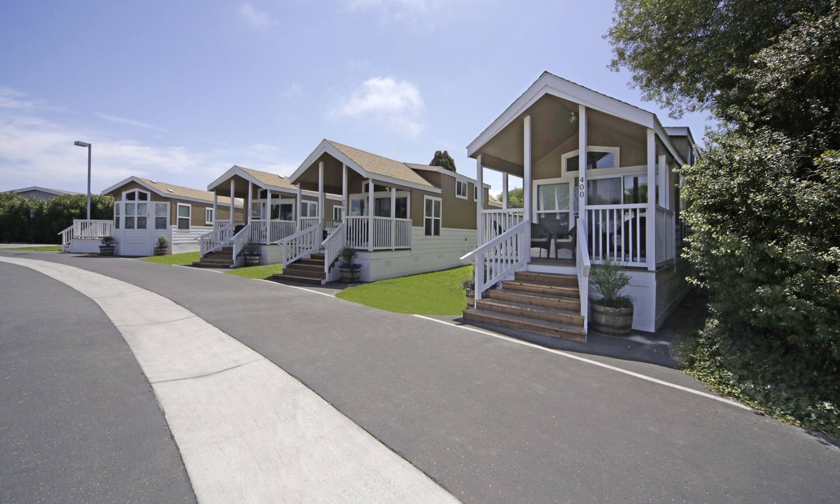 Oceano Cottage | Cozy Vacation Cottage 300 at Pismo Sands RV Resort
