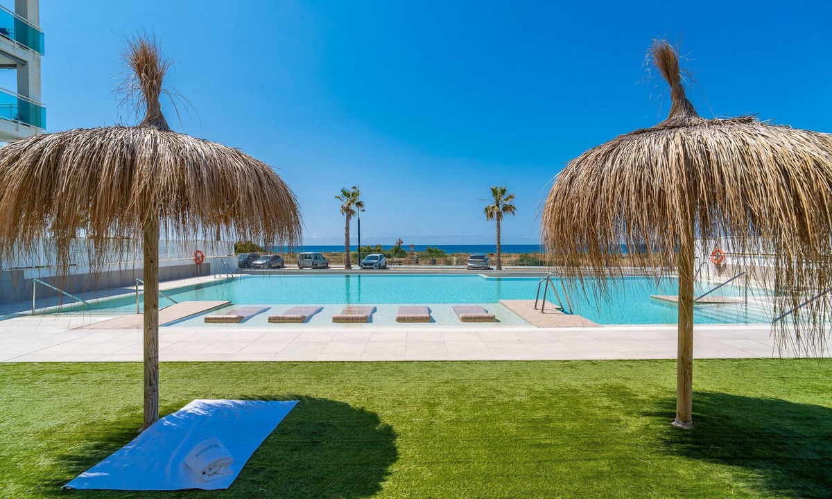 El Morche Apartment | Cubo's Maruchi's Duna Beach Torrox Apartment/beachfront/communal pool/air conditioning/free wifi
