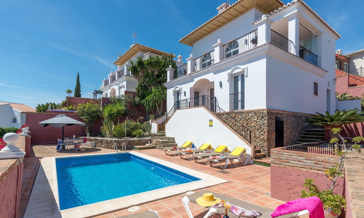 Punta Lara Villa | Detached villa located in Nerja with fantastic views over the sea and mountains.