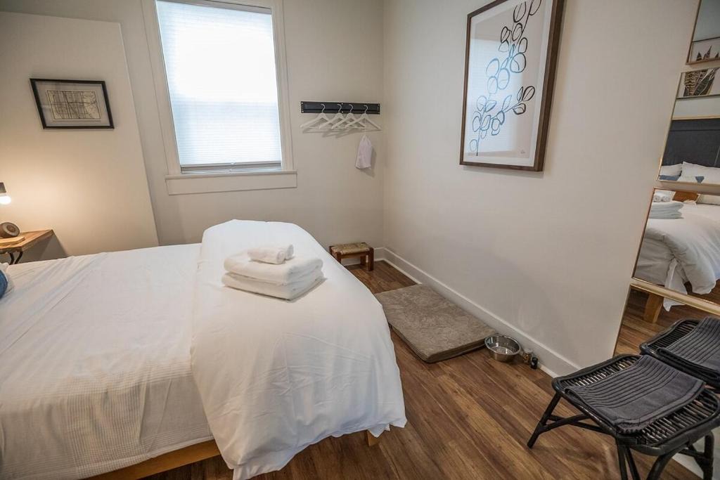 Downtown Apartment | Downtown Dwelling 1612