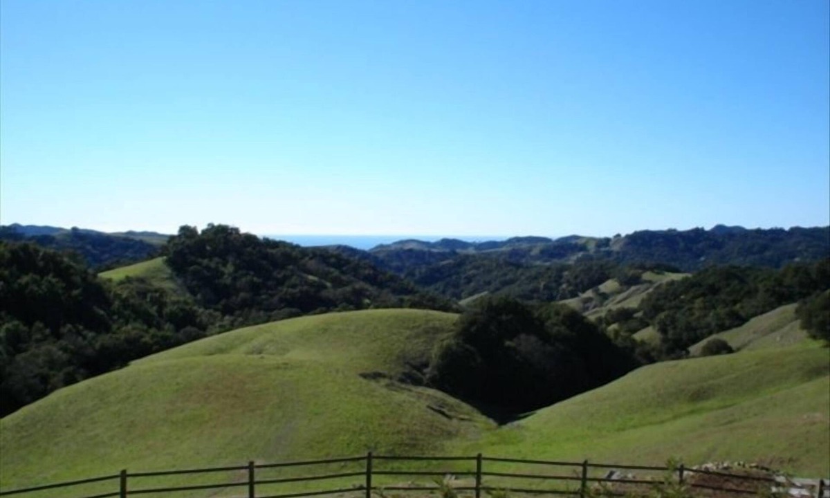Templeton House | Dragonfly Ranch-Stunning Ocean View 320 Acre Ranch