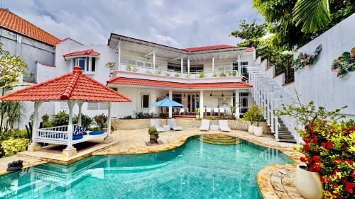 Siligita Villa | Emerald Luxury & Comfort Villa in Nusa Dua