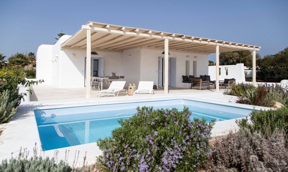 Santa Maria Villa | Endearing Paros Villa | Villa Irida | 4-Bedrooms | Breathtaking Sea Views |.