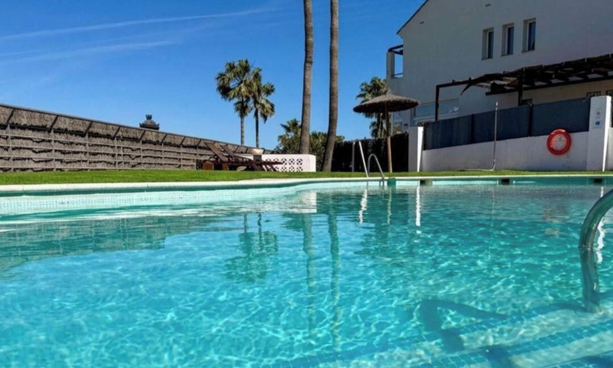 Castillo de Sabinillas Villa | Pool- AirCon- Quiet&Peaceful- FamilyFriendly