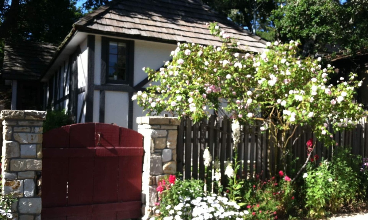 Northeast Carmel Cottage | Fairytale Comstock Cottage In the Heart of Carmel-by-the-Sea Walk to everything