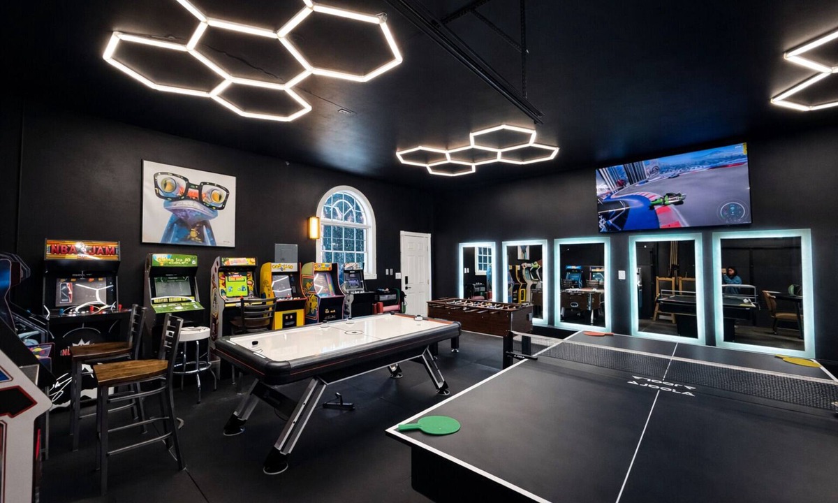 Las Vegas Villa | Family Fun with Epic Game Room & Gym + Pool & Spa + Jungle-Themed Courtyard!