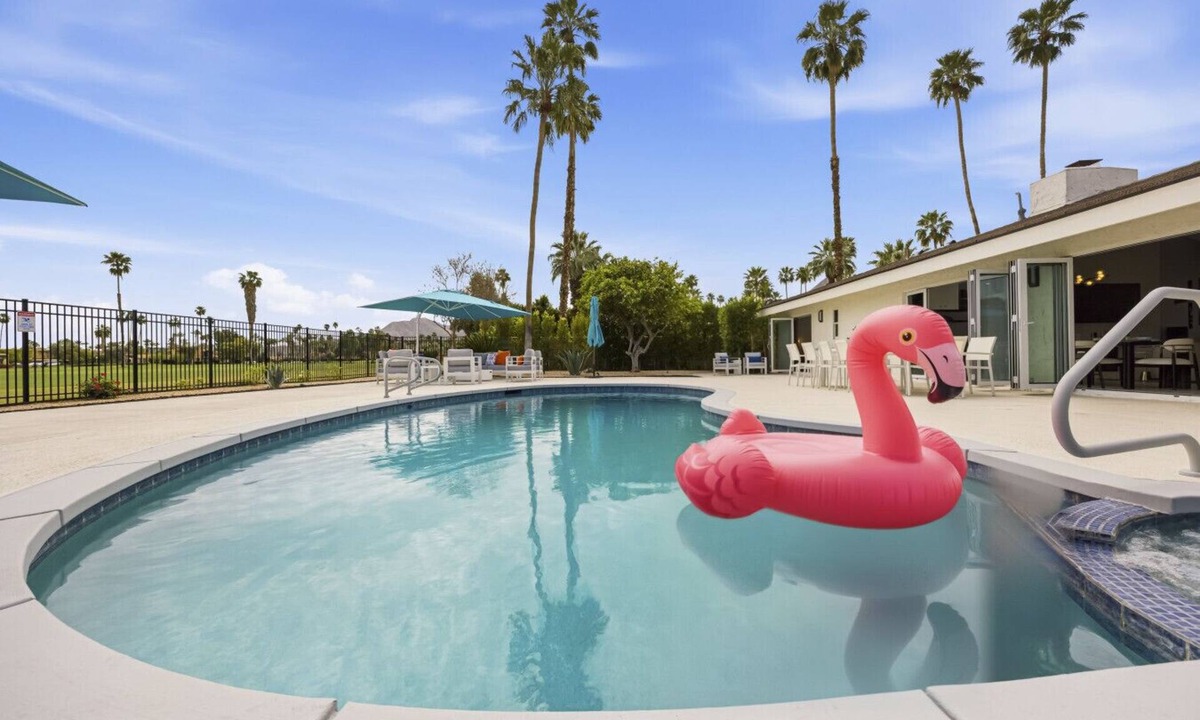 Palm Springs House | Front Row Golf Views | Pool & Hot tub
