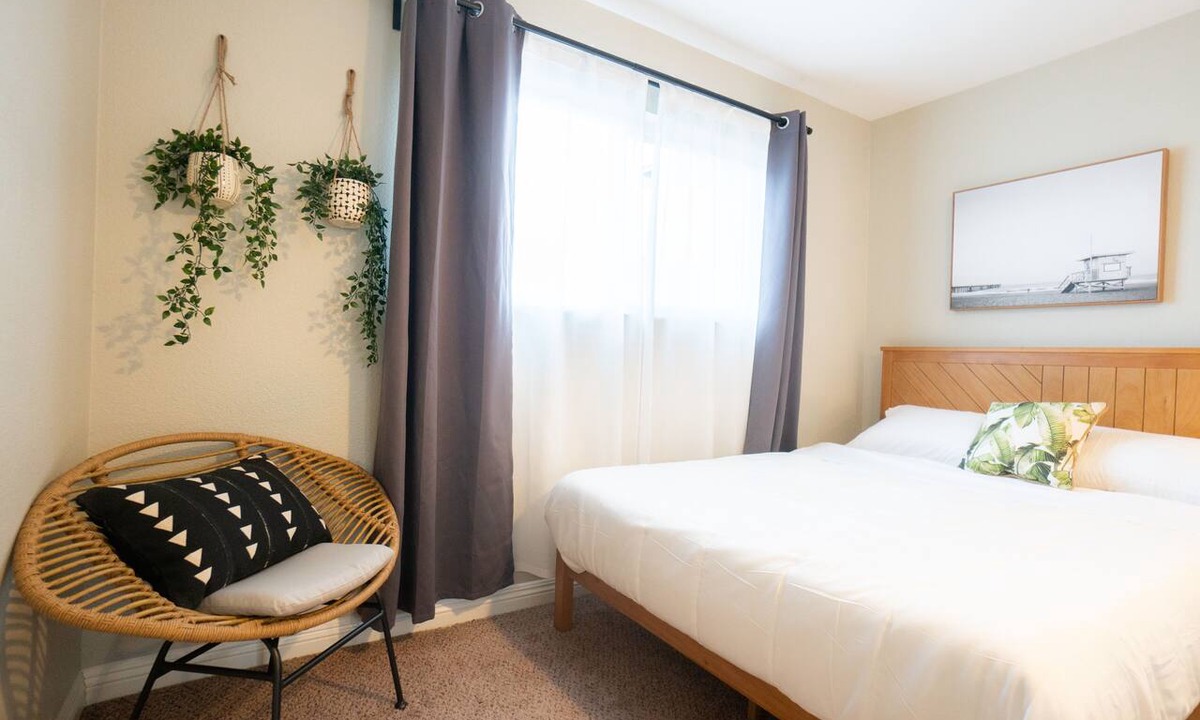 Rowland Heights House | FUN home w/POOL TABLE 12 MILES TO DISNEY