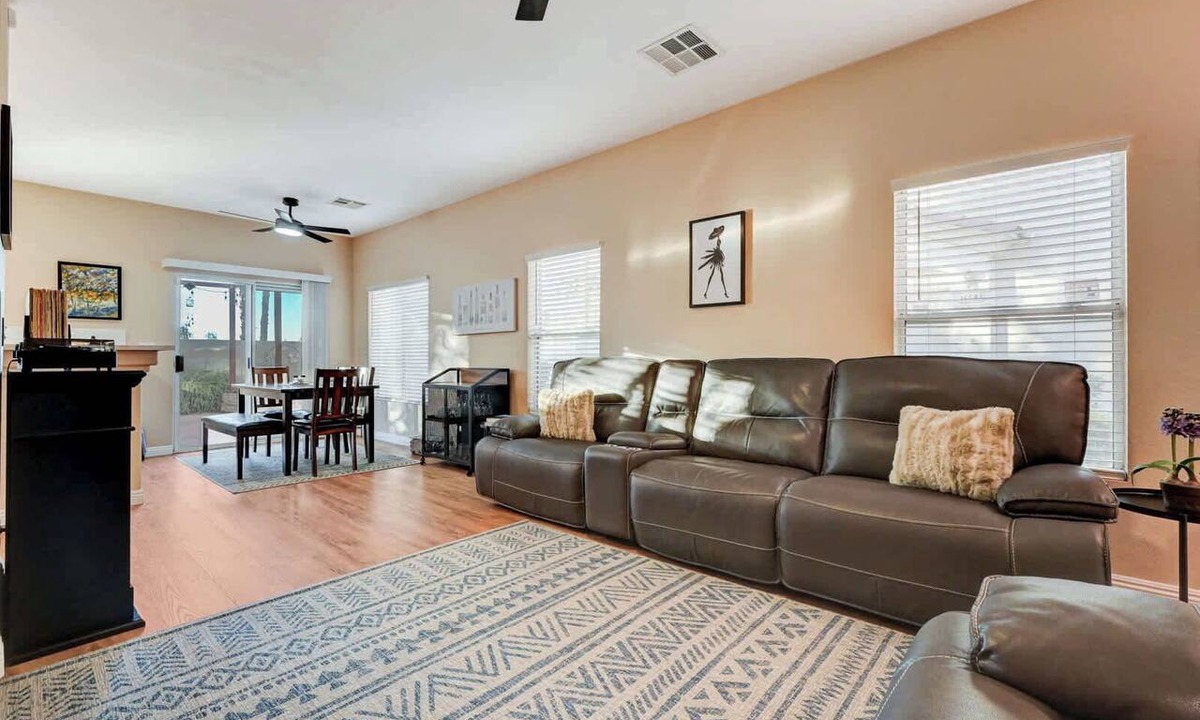 River Mountain House | Gated 2BR End-Unit | Family Park, Pool & Trails