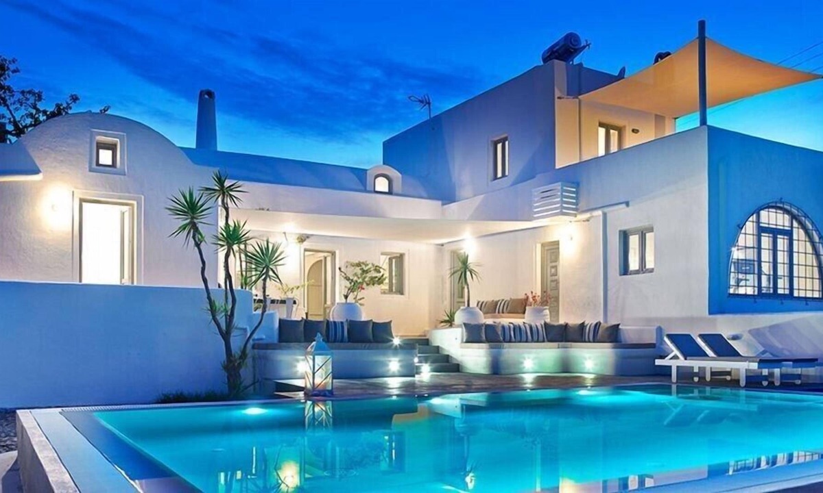 Messaria Villa | Gorgeous Santorini Villa | Aleria Villa | 4 Bedrooms | Beautiful Sea & Mountain View