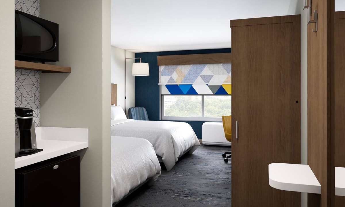 Mission Hills Hotel | Holiday Inn Express & Suites Henderson South - Boulder City by IHG