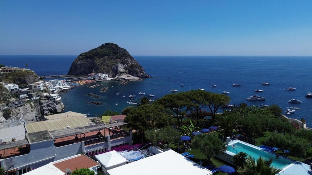 Sant'Angelo Hotel | Hotel Casa Adolfo Ischia