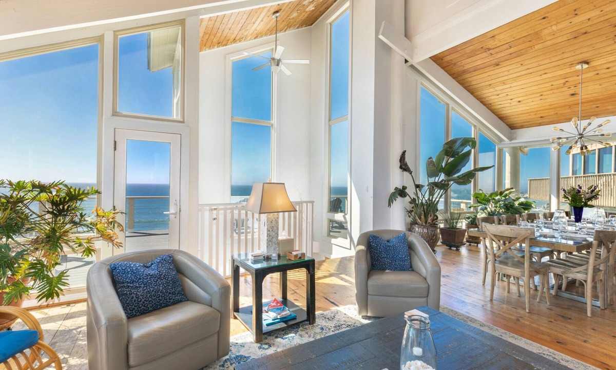 Dillon Beach House | Incredible Ocean Front Home with 3 Master Suites and Secluded Beach