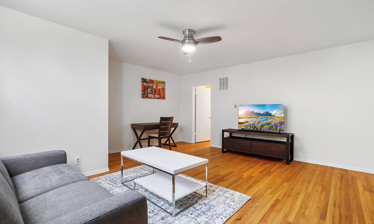 Mar Vista Apartment | ING3- Enjoyable 1 bedroom apartment with WiFi in vibrant Los Angeles