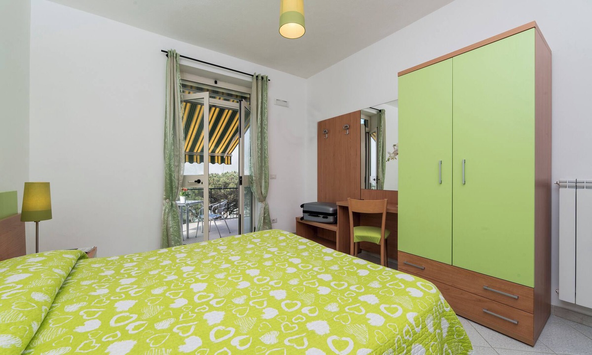 San Lazzaro Cabin | Jasmine with en-suite bathroom - hiking Amalfi coast - Path of Gods