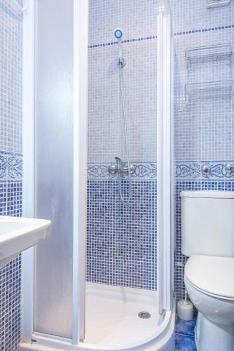 San Julian Apartment | Las Setas - Refugio Espacioso en el Alma de Sevilla