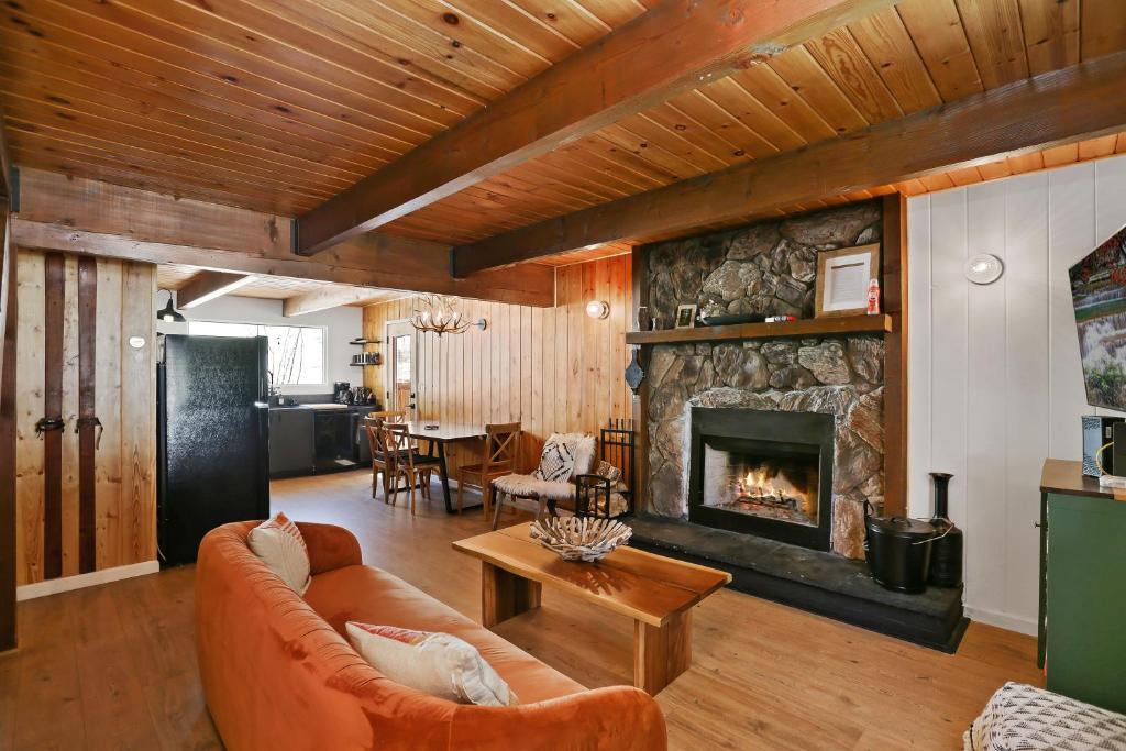 Arrowbear Lake Ski Chalet | Le Chalet of Arrowbear Lake