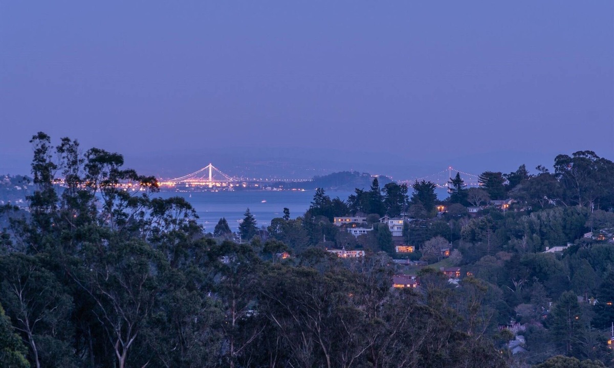 Tamalpais-Homestead Valley House | Lovely detached studio with mtn view, walking distance to town and hiking trails