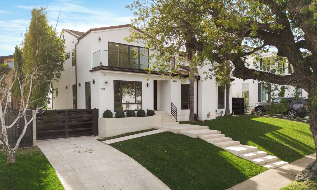 Beverlywood Villa | Luxury Beverly Hills Villa Heated Pool, Sauna, ADU Guesthouse Private Retreat