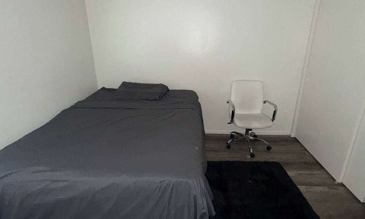 Little Armenia Apartment | Luxury Bright 2-bedroom apartment with AC in pleasant Hollywood
