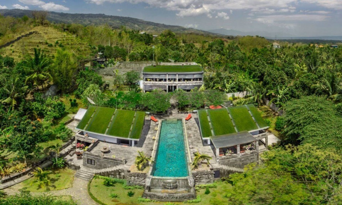 Kayu Putih Villa | Luxury private Villa 5 b/rooms, peaceful, exclusive, 2 klmtrs to Dolphin beach