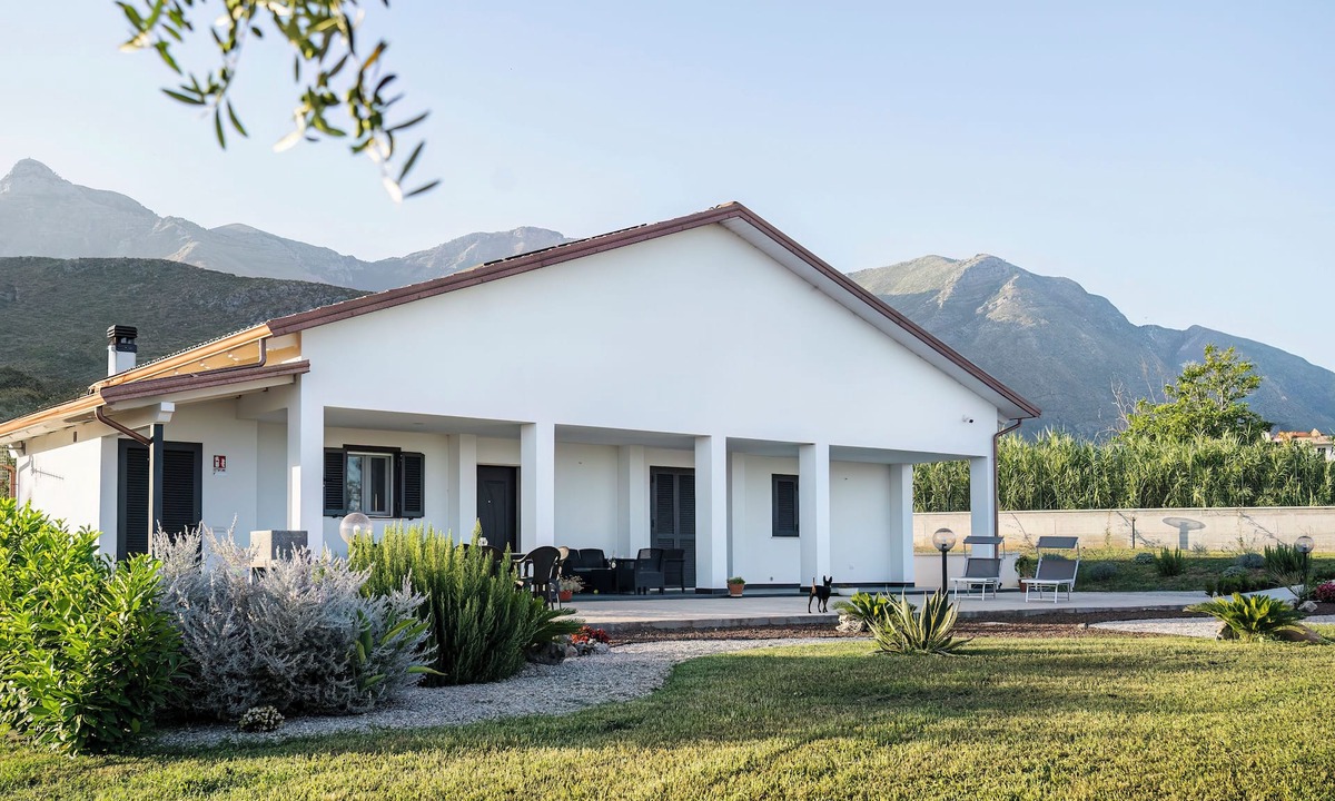 Formia Villa | Marilù Dream House Formia, Villa 800 meters from the sea