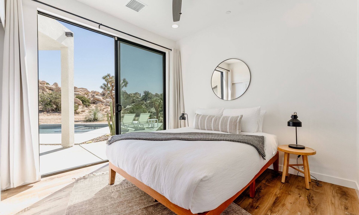 Yucca Valley Villa | Mars Landing - Pool/Spa/Boulders/Views