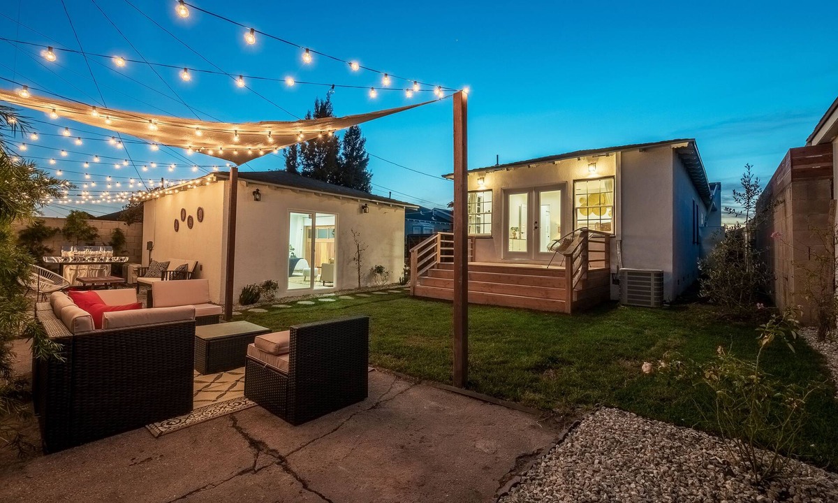 View Park-Windsor Hills House | MILLION DOLLAR MAIN/GUEST HOUSE TO EXPERIENCE LA CLOSE TO SOFI WORLD CUP