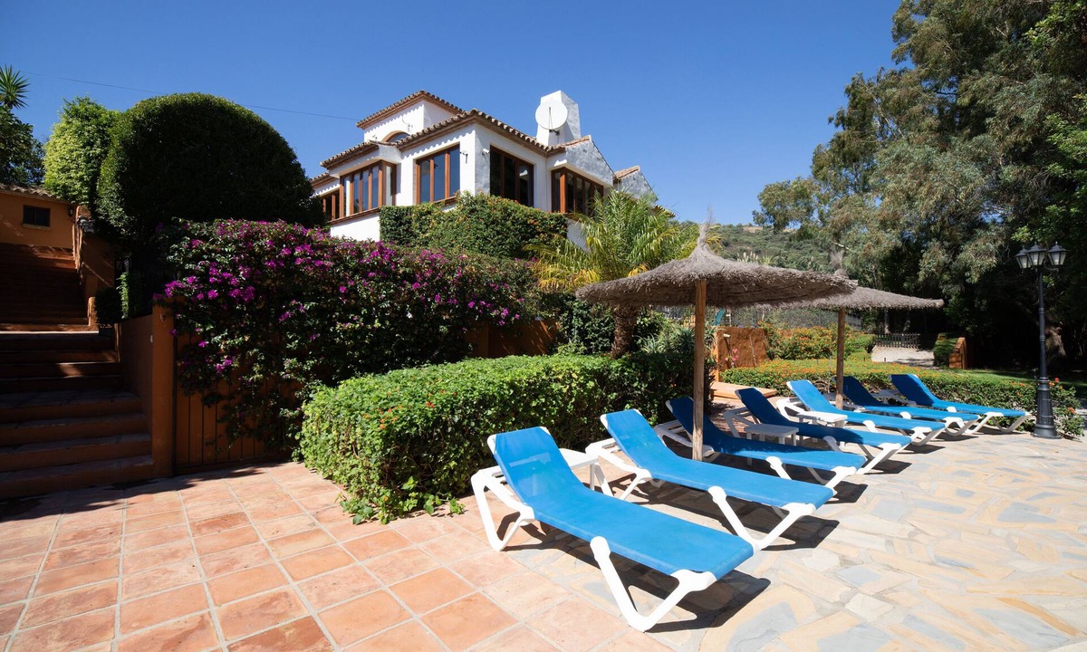 Casares Villa | NEW! family holiday in luxury villa countryside only 15min from Costa del Sol