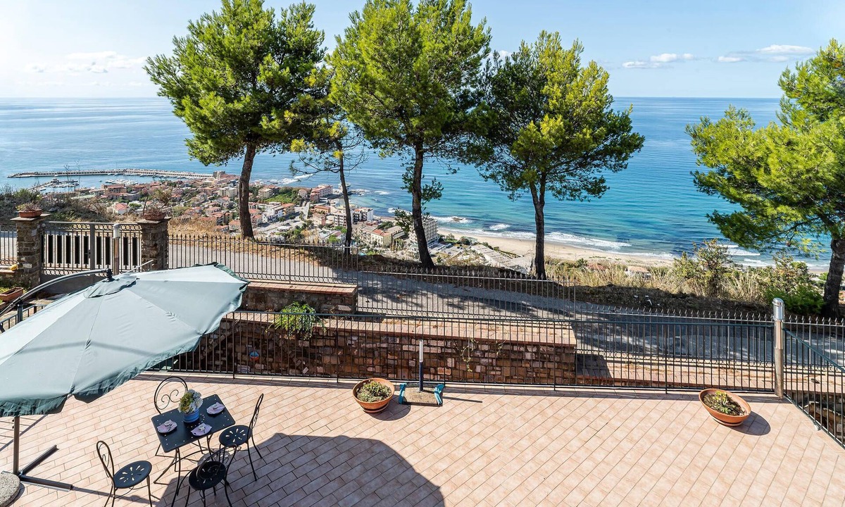 Pollica Apartment | Nice apartment in Acciaroli with house sea view