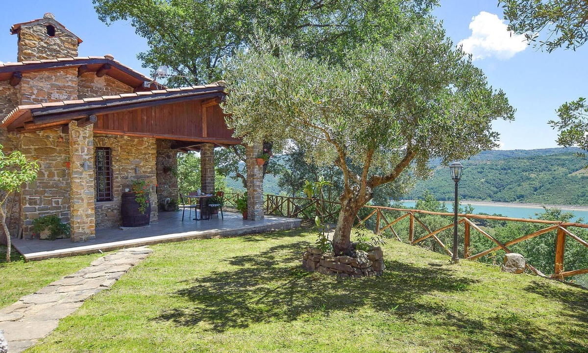 Cicerale House | Nice home in Cicerale with house sea view